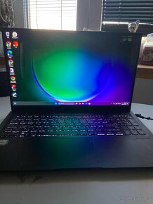 Asus Vivobook 15 OLED X1505ZA - 3