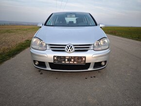 vw golf 5 bez koroze 1,6i 5-dveri - 3