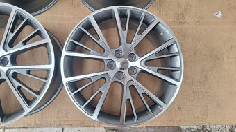 Alu kola VW 22" 5x120 9,5J ET45 BMW nový - 3