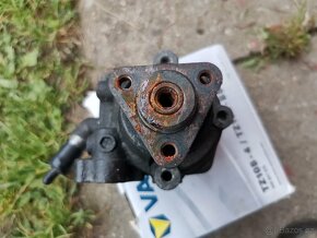 Servo čerpadlo pumpa VW T5 2.0 TDI 7E0422154E - 3