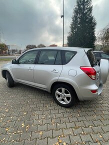 Toyota RAV4 2.2D 4×4 - 3