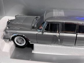 1:18 Mercedes-Benz 600 Pullman - Silver/Black - SunStar - 3