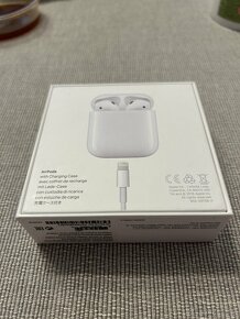 Apple AirPods 1. generace - 3