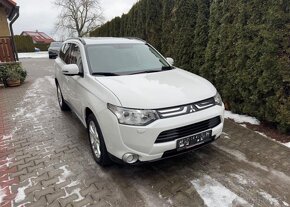 Mitsubishi Outlander 2,3 DI-D , 4x4 , 7 Míst kůže nafta - 3