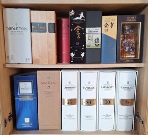 Sbírka whisky Macallan, Ardbeg, Bowmore, Laphroaig, Midleton - 3