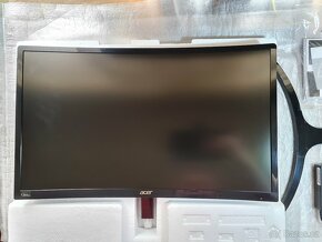 Prohnutý herní monitor FHD 144 Hz - 3