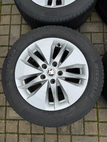 ORIGINÁL Alu Škoda ALASIA R16, 5x112 - ZIMNÍ PNEU - 3