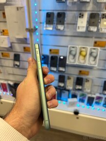 Apple iPhone 11 64GB Green - Záruka - 3