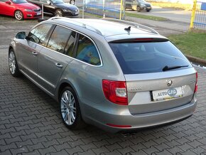 Škoda Superb 2.0 TDi Combi - 3