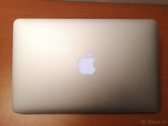 Apple MacBook Air 11" 2015 - 3