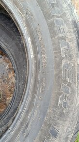 K15 - 2x ZIMNÍ  BRIDGESTONE  - 215/70 R16 99H - 5,4mm - 3