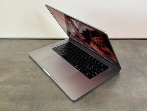 MacBook Pro 16" 2021 M1 Max 32GB / 1TB SSD / SG - 3