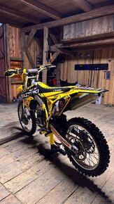 Suzuki RMZ 450 - 3