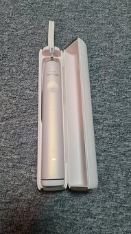 Zubní kartáček Philips Sonicare DiamondClean Prestige HX9992 - 3