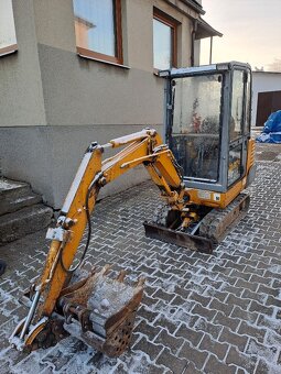 Plně funkční minibagr JCB 801,4 / 1,5t / 3x lžíce / po servi - 3