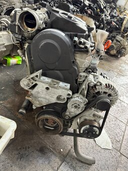 Motor + prevodovka 1.9 TDI BLS 77 kw - 3