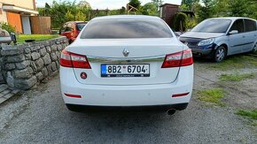 Renault Latidude 2.0 DCi - 3