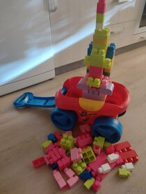 MEGA BLOKS vozík + kostky - 3