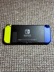 Nintendo Switch V2 v záruce - 3