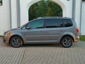 Volkswagen Touran 2.0 TDi CR Highline, 2011, jen 134.000 km - 3