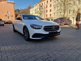 Mercedes-Benz E 220d. NIGHT EDITION - 3