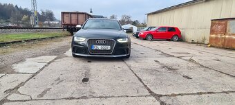 Audi RS4 b8 - 3