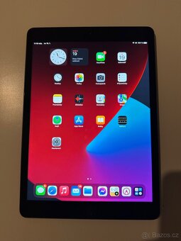 iPad 8 32gb (2020) + Apple Pencil - 3