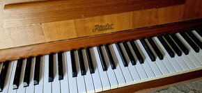 Piano Rösler - Petrof - 3pedál - 3