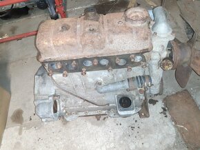 Škoda 1203,1202 motor - 3