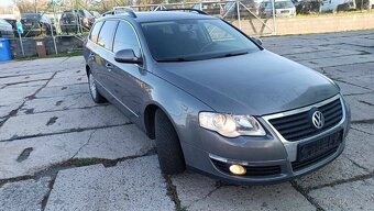 VW Passat B6 2.0tdi 103kW barva LA7T - 3