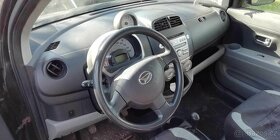 Daihatsu Sirion 1.3i - Subaru Justy- Toyota Yaris - 3