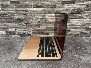 MacBook Air 13" 2020 M1 / 8GB / 256GB - 3