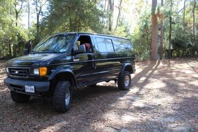 2005 Ford E350 6.0TD 4x4 Quigley - 3