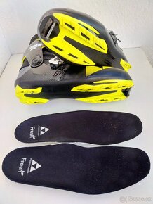 FISCHER CARBONLITE SKATE | " 10 " 44 ( 43,5 ) MP 280 - 3