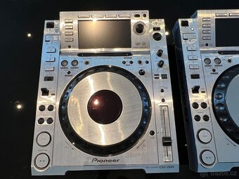 Pioneer CDJ 2000 - vzhled Platinum - 3