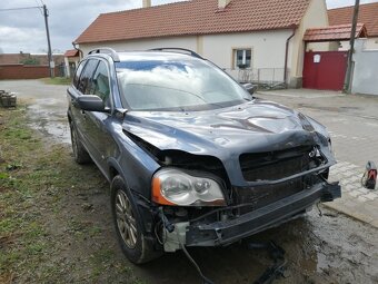 +Volvo XC90 - 3