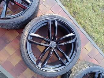 Alu kola 22 palců 5x 130 ježděno Audi Q7 285/35R22 - 3