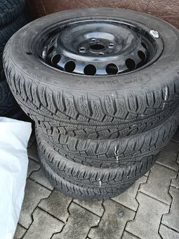 Sada zimních pneumatik včetně disku 175/65r15. - 3