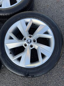 ORIGINÁL Alu Škoda Triglav R19, 5x112 - TOP STAV, DPH - 3