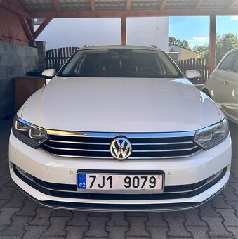 VW Passat B8 2.0 TDi, panorama, virtual cockpit,po rozvodech - 3