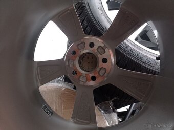 Fungl nova nejeta ZIMNI 17" al sada Originál Audi - 3