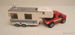 Použité LEGO City 60182 Pick-up a karavan - 3