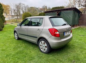 Škoda Fabia II, 1.4 16V 63 kW, r.v. 2007, najeto 185 000 km - 3