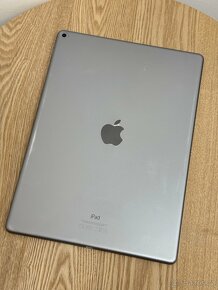 Apple iPad Pro 12.9” 1st Gen (2015) 32GB Space Gray - 3