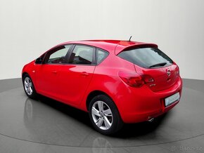 Opel Astra 2.0CDTi 121kW Sport ČR r.v. 2012 - 3