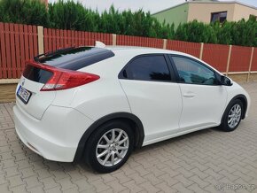 Honda Civic 2.2i-DTEC 110kW Sport - 3