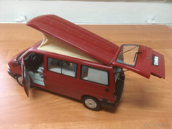 Model VW T4 California 1/18 - 3