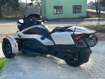 Can-am Spyder 1330 RT MY2020 - 3