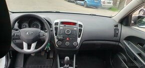 Kia ceed 1.4i - 3