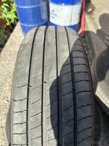 Michelin Primacy 4 185/65/15 - 3